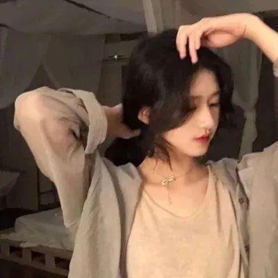 汉娜·盖茨比：道格拉斯
